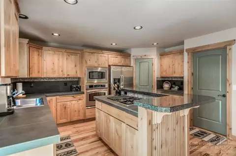 15314 Bear St, La Pine, OR 97739 photo 8
