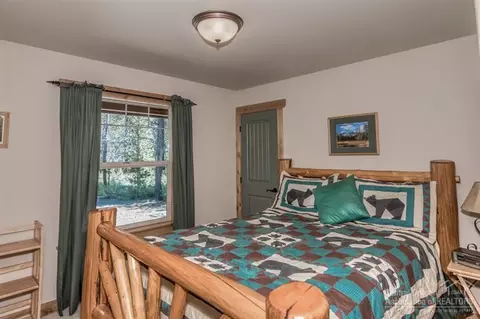 15314 Bear St, La Pine, OR 97739 photo 13