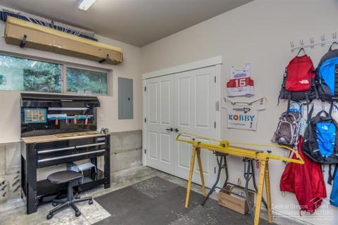 2011 NW 4th St, Bend, OR 97701 photo 20