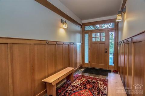 2011 NW 4th St, Bend, OR 97701 photo 5