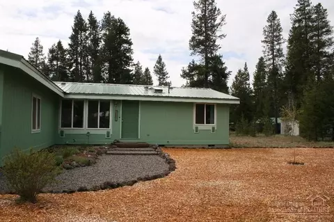 15931 Cascade Ln, La Pine, OR 97739 photo 4