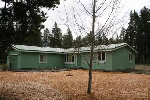 15931 Cascade Ln, La Pine, OR 97739 photo 2