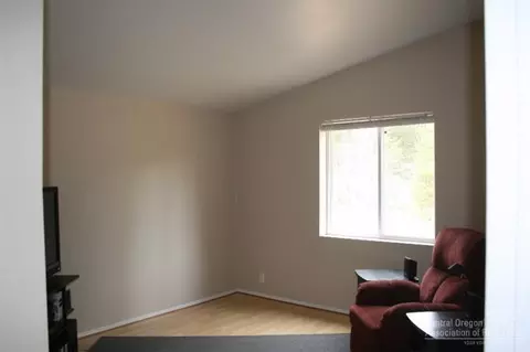 15931 Cascade Ln, La Pine, OR 97739 photo 11