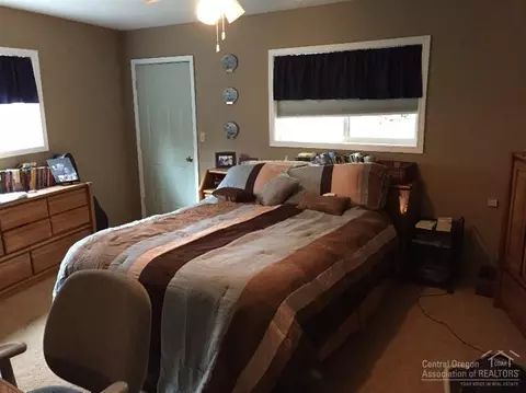 1609 SE Ramsay Rd, Bend, OR 97702 photo 18