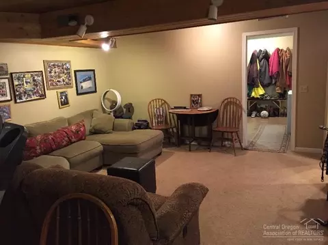 1609 SE Ramsay Rd, Bend, OR 97702 photo 11
