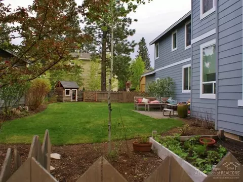 19463 Blue Lake Loop, Bend, OR 97702 photo 22