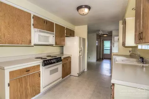 62062 Cody Rd, Bend, OR 97701 photo 6