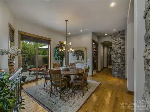 19478 Green Lakes Loop, Bend, OR 97702 photo 7