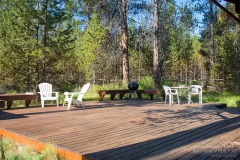 55394 Big River Dr, Bend, OR 97707 photo 9