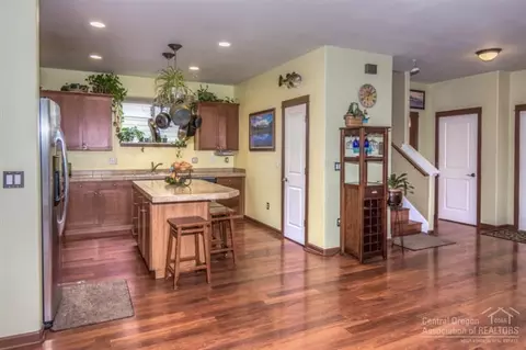 63126 Riverstone Dr, Bend, OR 97701 photo 8