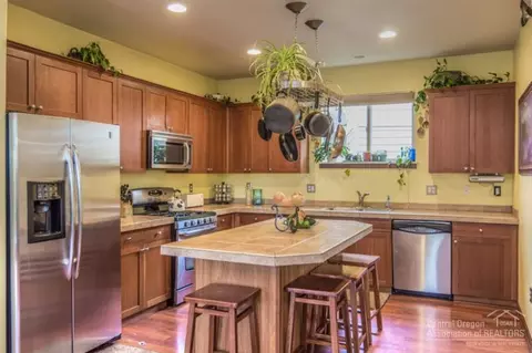 63126 Riverstone Dr, Bend, OR 97701 photo 10
