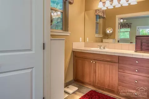 63126 Riverstone Dr, Bend, OR 97701 photo 16