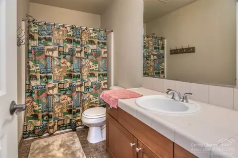 63126 Riverstone Dr, Bend, OR 97701 photo 22