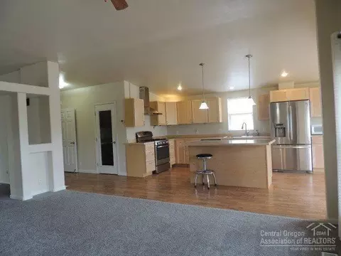 63401 Chaparrel Dr, Bend, OR 97701 photo 8