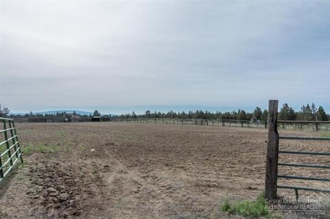 24360 Dodds Rd, Bend, OR 97701 photo 5