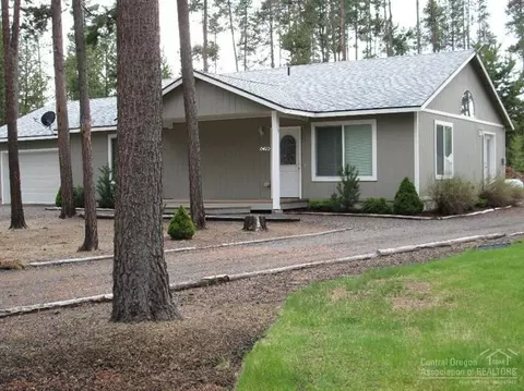 15420 Liberty, La Pine, OR 97739 photo 2