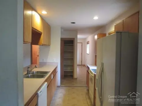 51463 Jory Rd, La Pine, OR 97739 photo 13