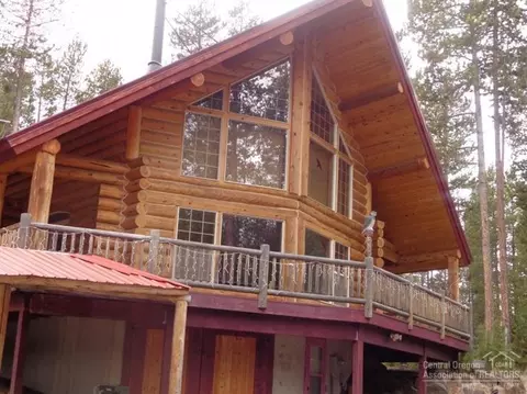15153 River Loop Dr, Bend, OR 97707 photo 2