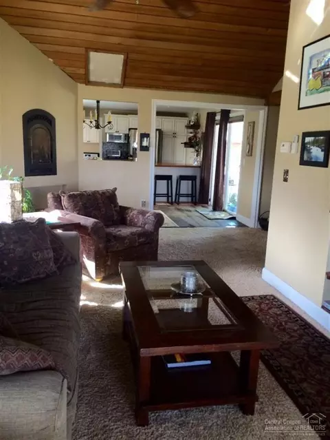 65520 Kentucky, Bend, OR 97701 photo 14