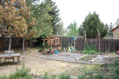 63245 Town Ct, Bend, OR 97701 photo 18