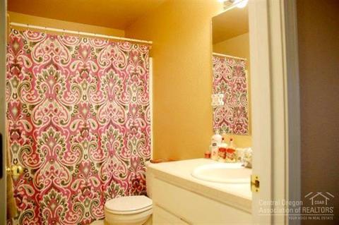 63245 Town Ct, Bend, OR 97701 photo 15