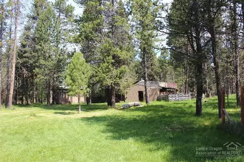 17105 Pasadena, Bend, OR 97707 photo 6