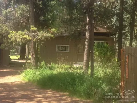 17105 Pasadena, Bend, OR 97707 photo 5
