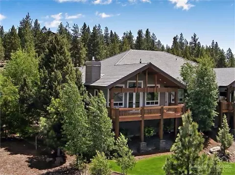 362 NW Phils Loop, Bend, OR 97701 photo 3