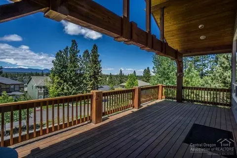 362 NW Phils Loop, Bend, OR 97701 photo 8