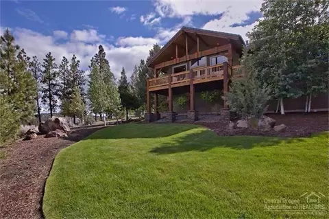 362 NW Phils Loop, Bend, OR 97701 photo 6