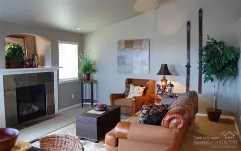 21114 Darnel Ave, Bend, OR 97702 photo 3