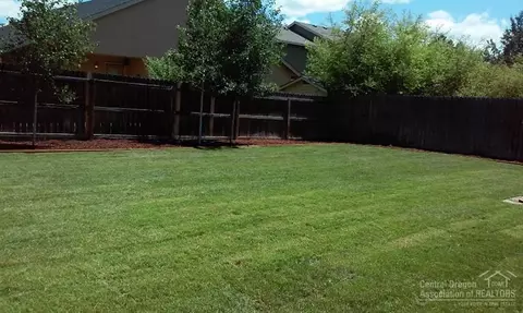20549 Dylan Loop, Bend, OR 97702 photo 14