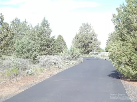 60445 Sunridge Dr, Bend, OR 97702 photo 24