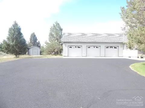 60445 Sunridge Dr, Bend, OR 97702 photo 25
