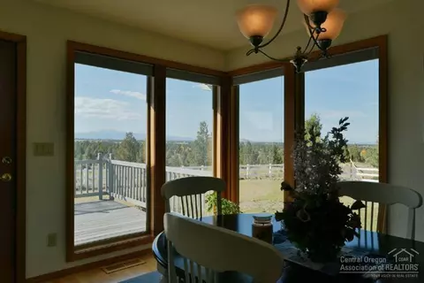 60445 Sunridge Dr, Bend, OR 97702 photo 12