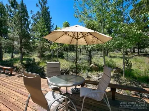 1147 NW Olympic Ct, Bend, OR 97703 photo 23