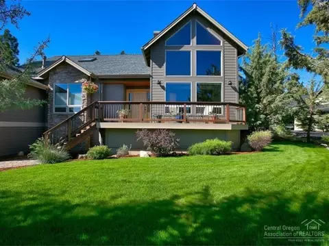 1147 NW Olympic Ct, Bend, OR 97703 photo 6
