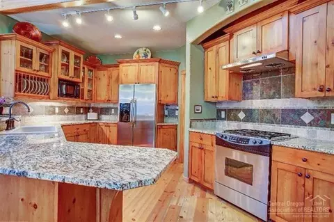 3524 Mccready Dr, Bend, OR 97701 photo 7