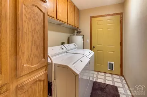 20814 N Star Cir, Bend, OR 97701 photo 12