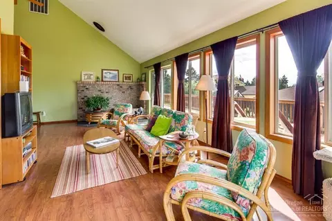 20814 N Star Cir, Bend, OR 97701 photo 11