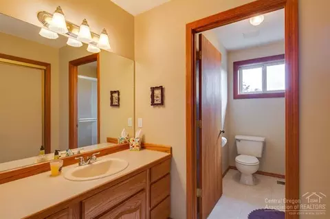 20814 N Star Cir, Bend, OR 97701 photo 14