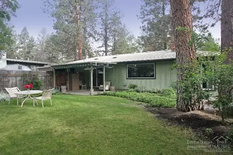 1575 NW Ithaca Ave, Bend, OR 97701 photo 19