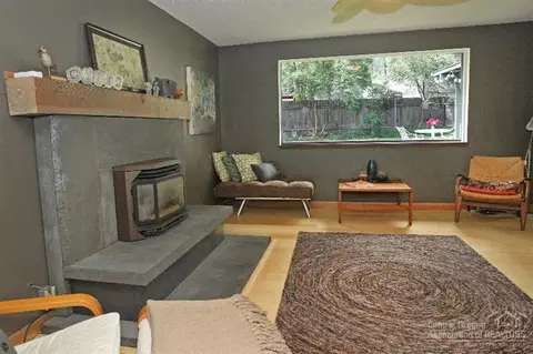 1575 NW Ithaca Ave, Bend, OR 97701 photo 12