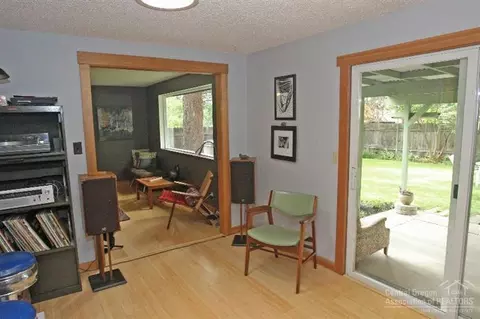 1575 NW Ithaca Ave, Bend, OR 97701 photo 9