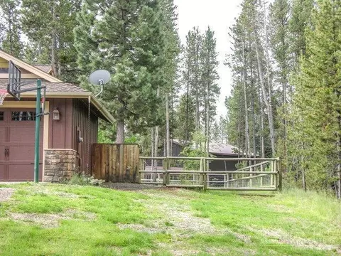 55374 Big River Dr, Bend, OR 97707 photo 25