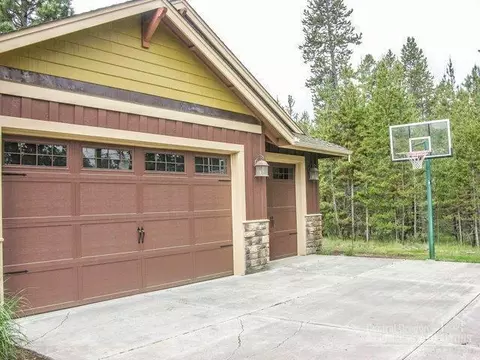 55374 Big River Dr, Bend, OR 97707 photo 24