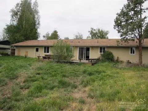 62920 Florence Dr, Bend, OR 97701 photo 4
