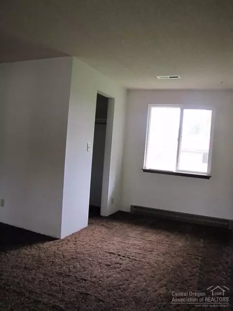 62920 Florence Dr, Bend, OR 97701 photo 23
