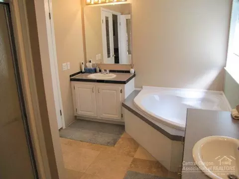 17385 Lodgepole Ln, Bend, OR 97707 photo 18