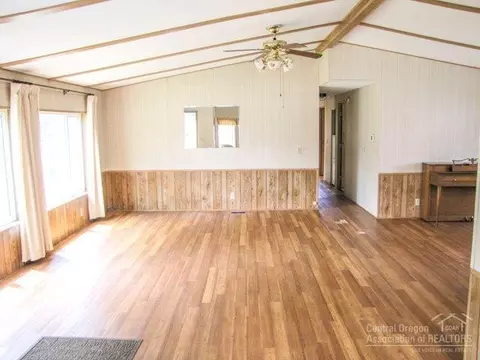 15880 Elderberry Ln, La Pine, OR 97739 photo 9